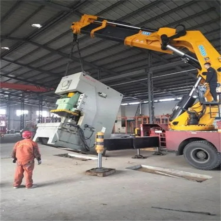 房县80吨折臂吊车出租附近电话